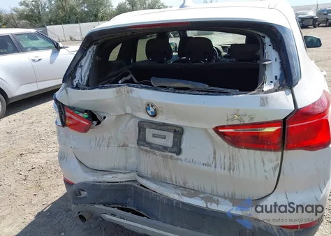 2016 BMW X1 xDrive28I z USA, uszkodzony, nr VIN WBXHT3C30GP881613